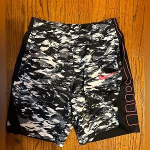 Boys xl Nike elite shorts